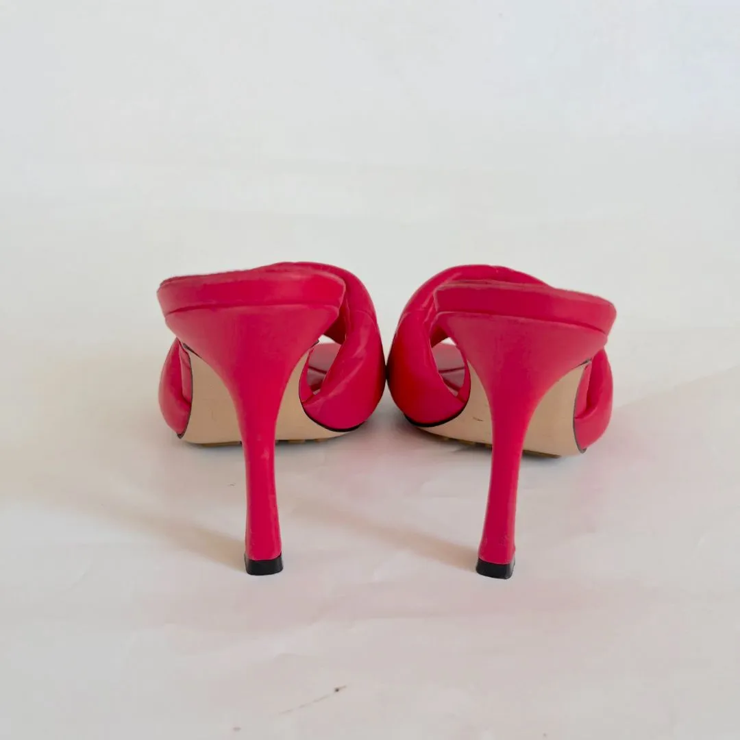 Bottega Veneta Red Quilted Square Toe Heels, 37