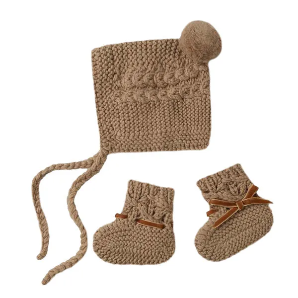 Snuggle Hunny Merino Wool Bonnet   Booties - Fawn