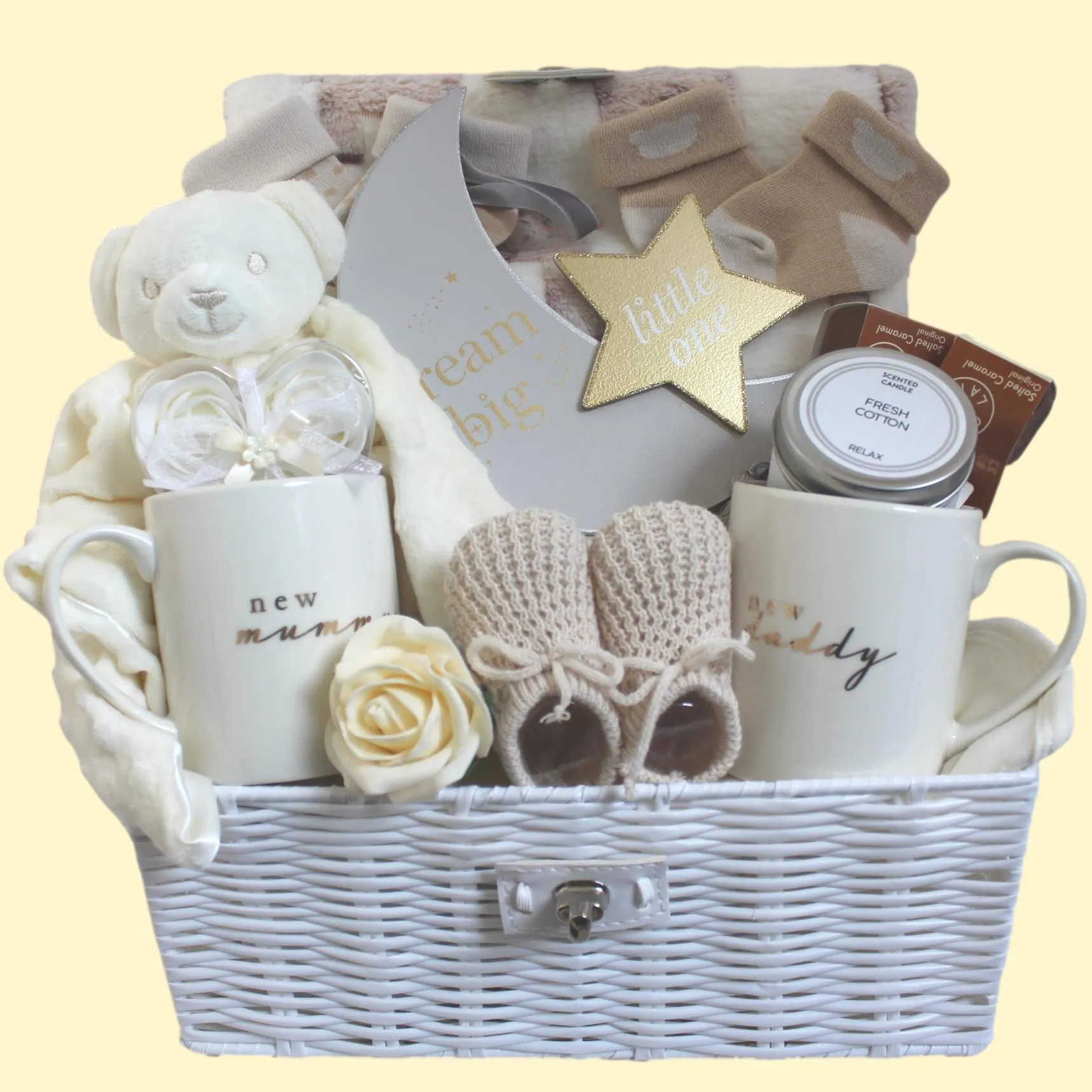Unisex Mummy, Daddy and Baby Pamper Hamper - New Arrival